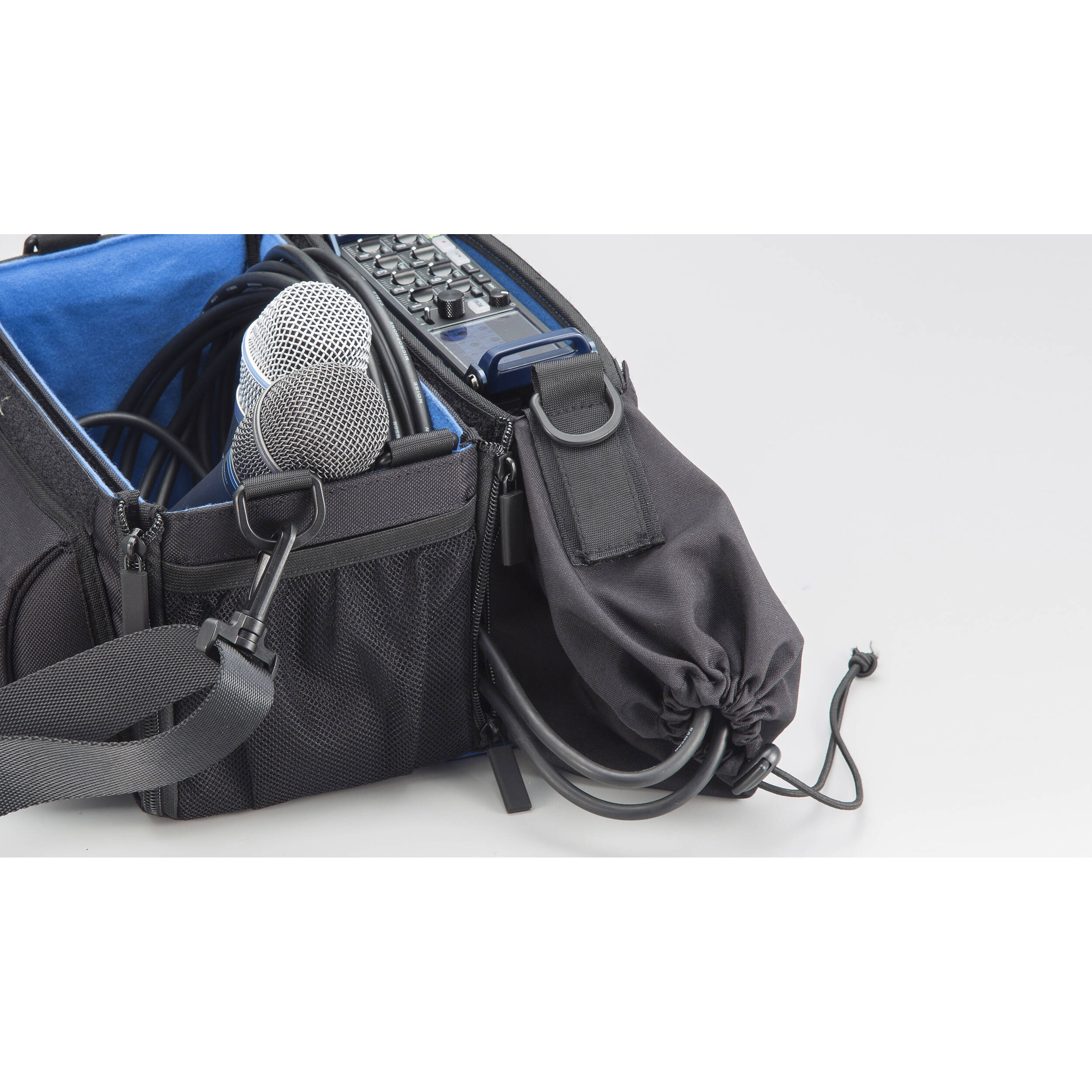 Zoom PCF-8n microphone bag and case, durable protective cover designed for portable microphone storage and transport.