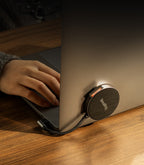 SmallRig SD3.0 Memory Card Reader for SD cards, compact and portable device with multiple card slots.