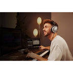 Beyerdynamic DT 880 Pro studio headphones with 250 Ω impedance, featuring over-ear design and high-quality audio output.