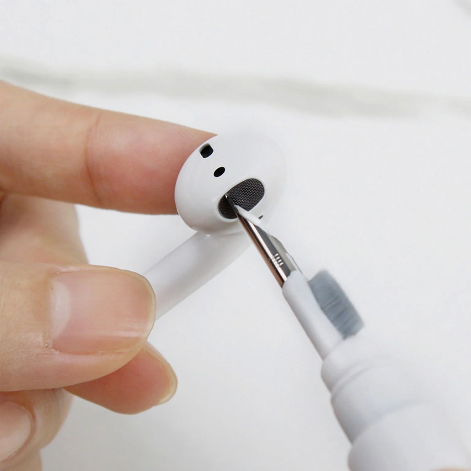 Essentials CleanKit In Ear iekšauss austiņu tīrīšanas komplekts