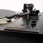 Vestlyd Vestlyd Pro T2 turntable in black with sleek design and control knobs, perfect for vinyl record playback.