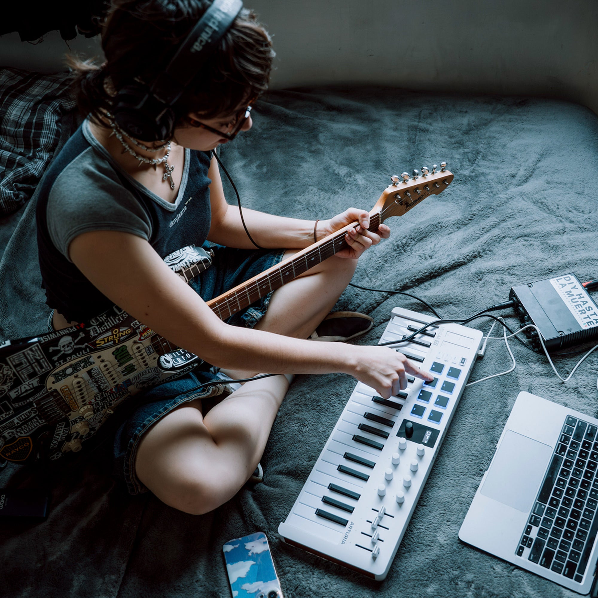 Arturia MiniLab 37 with guitar and laptop