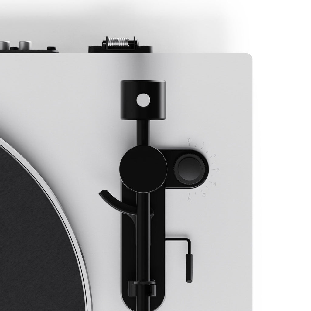 Kanto Audio OBI3 Gen 2 turntable, White, top view, tonearm and speed controls