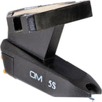 Ortofon OM 5S turntable cartridge with stylus, designed for high-quality vinyl record playback.