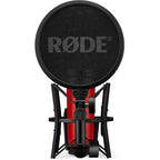 Rode NT1 Signature Series condenser microphone, in silver