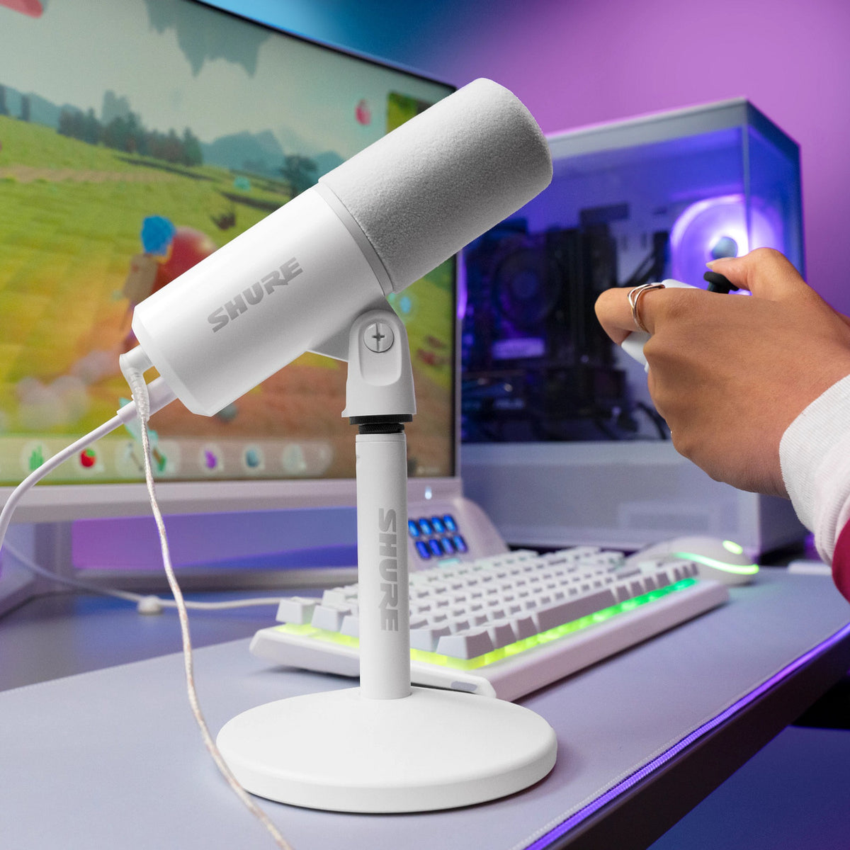 Shure MV6 Gen 2 White, on a white gaming PC setup
