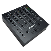Numark M6 USB DJ Mikserpults (Melns)